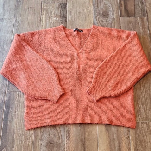 ASOS Threadbare Pumpkin Spice V-Neck Ribbed Relaxed-Fit Sweater - Picture 5 of 15